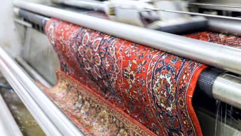 بهترین قالیشویی حرفه‌ای قالی و مبل در استوار